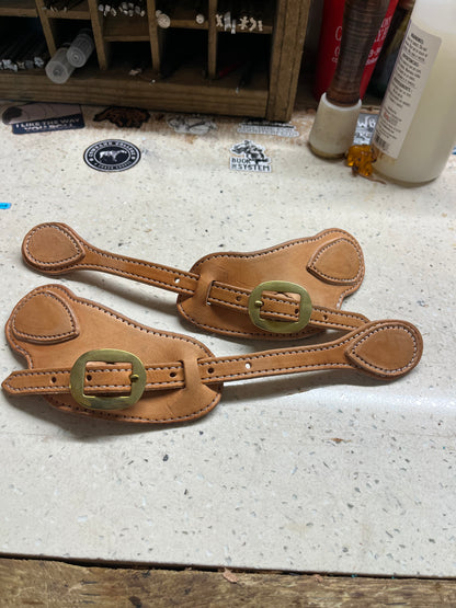 Spur straps